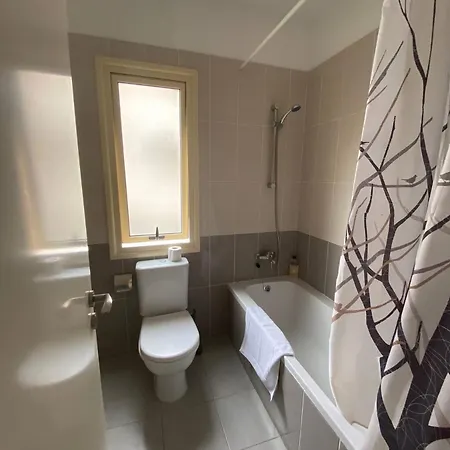 Elysia Park Grand & Wellness Up To 7 Guests Apartment Paphos