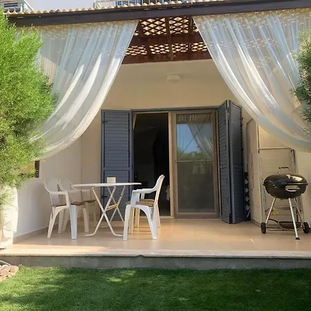 Elysia Park 2 Bedroom And Garden * Paphos