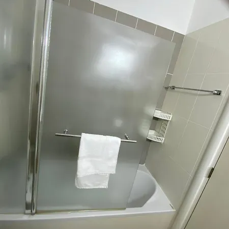 Elysia Park 2 Bedroom And Garden