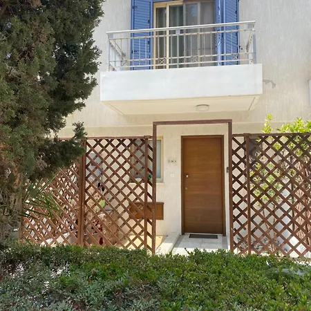 דירה Elysia Park 2 Bedroom And Garden *