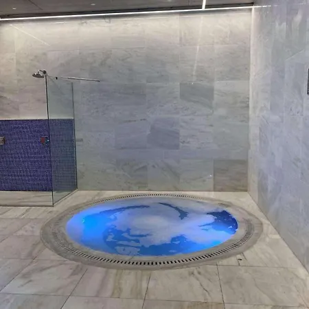 Elysia Park Grand & Wellness Up To 7 Guests Apartament *
